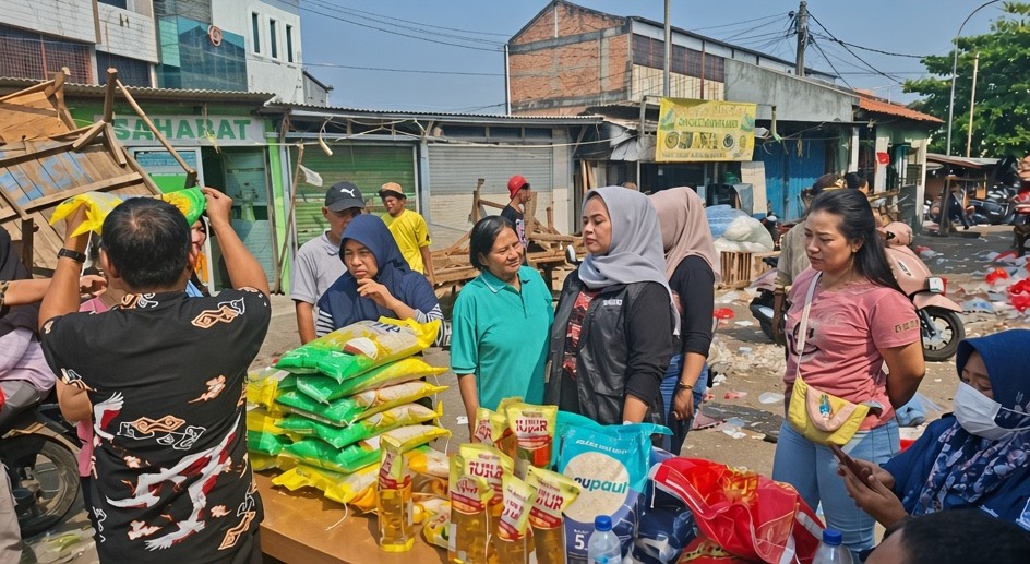 Hari ke-2 Operasi Pasar Bersama Perum Bulog